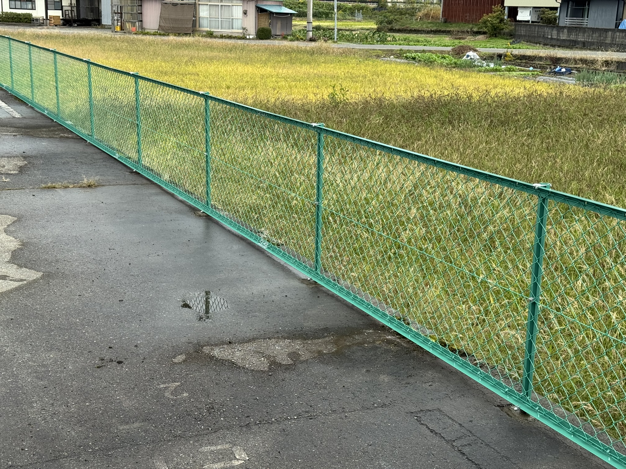 JFE建材　Vネットフェンス（ライトグリーン） 2